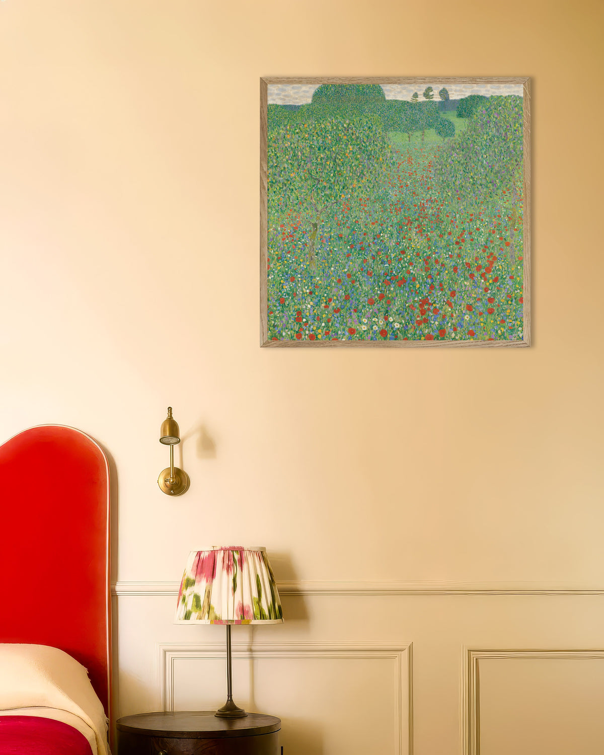 Póster Campo de amapolas (1907), de Gustav Klimt, con marco de madera natural