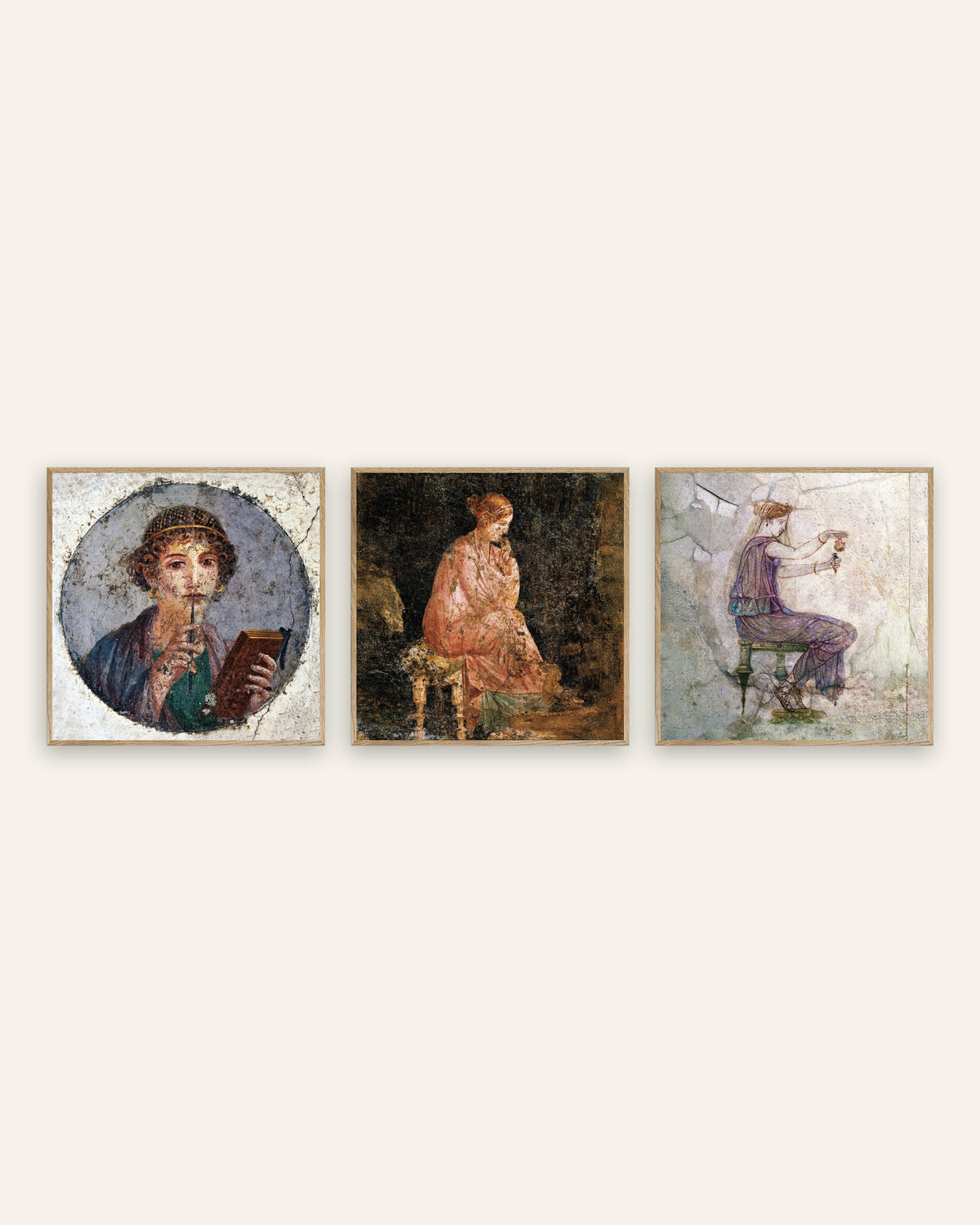 Pósters de frescos romanos, conjunto de 3: Safo, mujer sentada y perfume, con marcos de roble natural