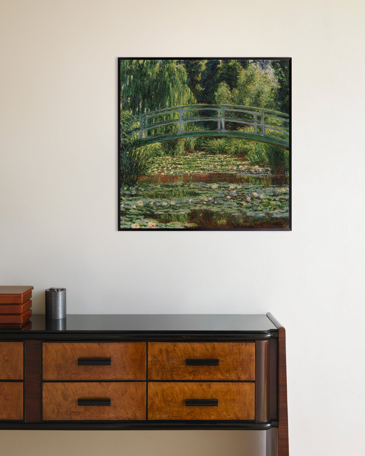 Póster El puente japonés y el estanque de nenúfares, Giverny (1899), de Claude Monet, con marco metálico