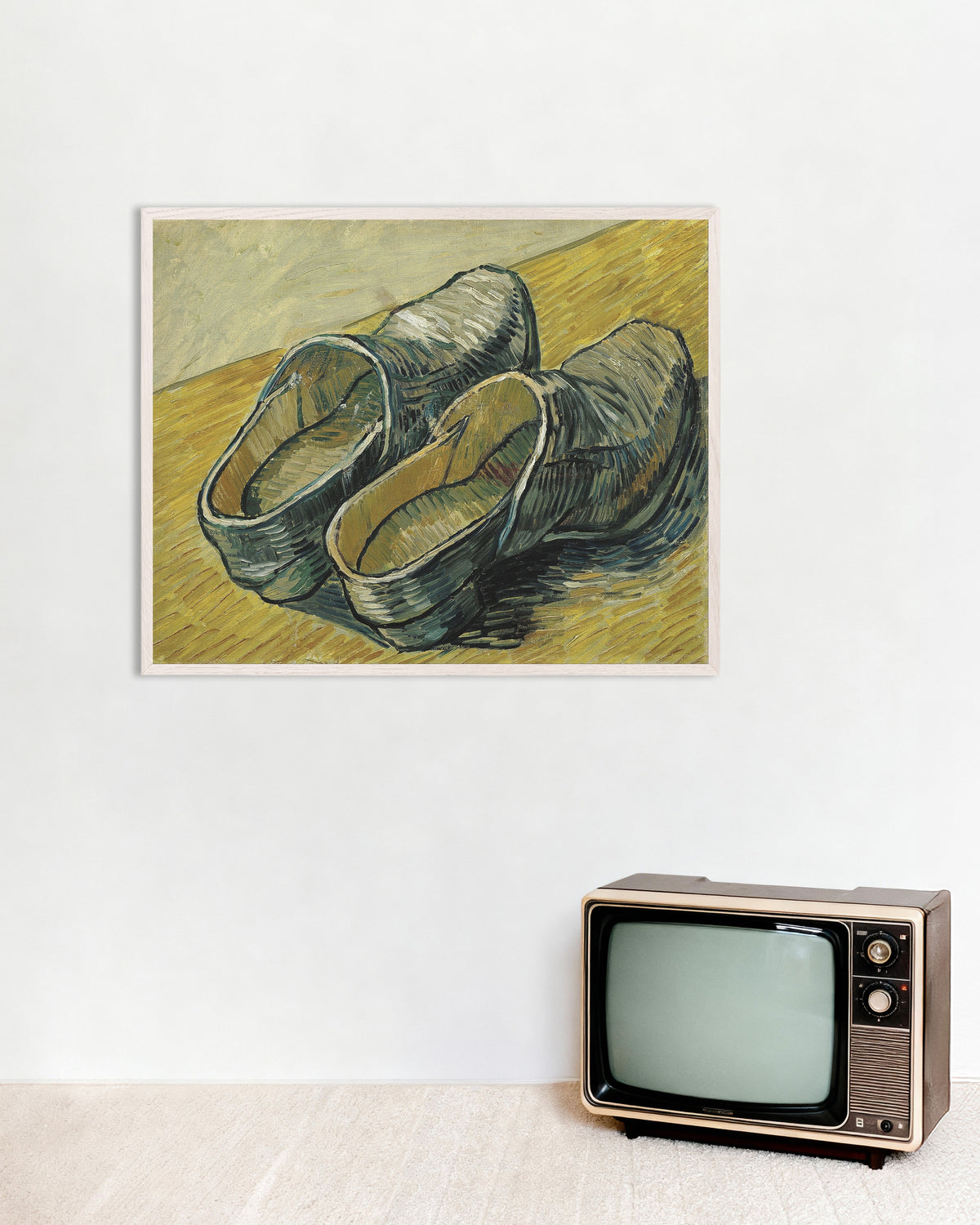 Póster de Un par de zuecos de cuero (1888), de Vincent van Gogh, con marco de madera blanca