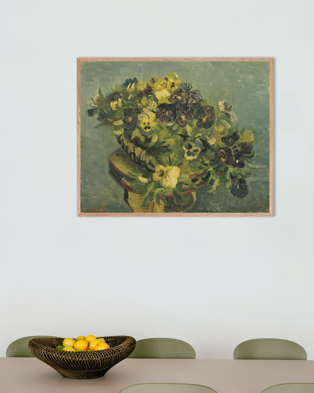 Póster de Cesto de pensamientos sobre una mesita (1887), de Vincent van Gogh, con marco de madera natural
