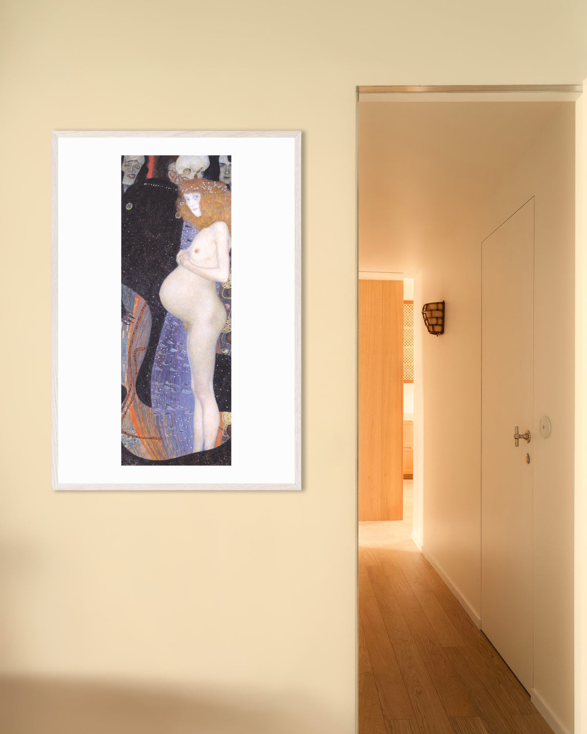 Póster La esperanza I (1903), de Gustav Klimt, con marco de madera blanca
