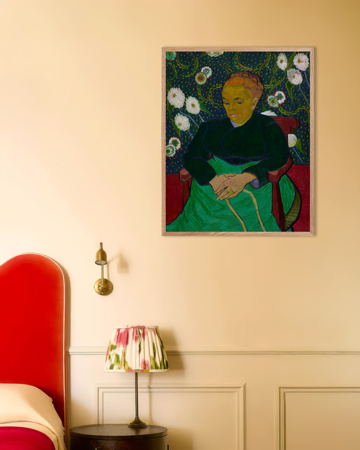 Póster de La Berceuse, Madame Roulin acunando la cuna (1889), de Vincent van Gogh, con marco de madera natural