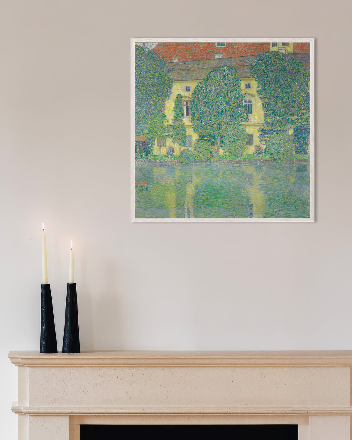Póster de Schloss Kammer en el Attersee III (1910), de Gustav Klimt, con marco de madera blanca