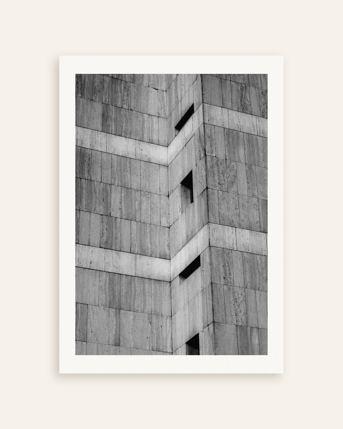 Póster «Esquina revestida de piedra con ventanas estrechas», miniatura