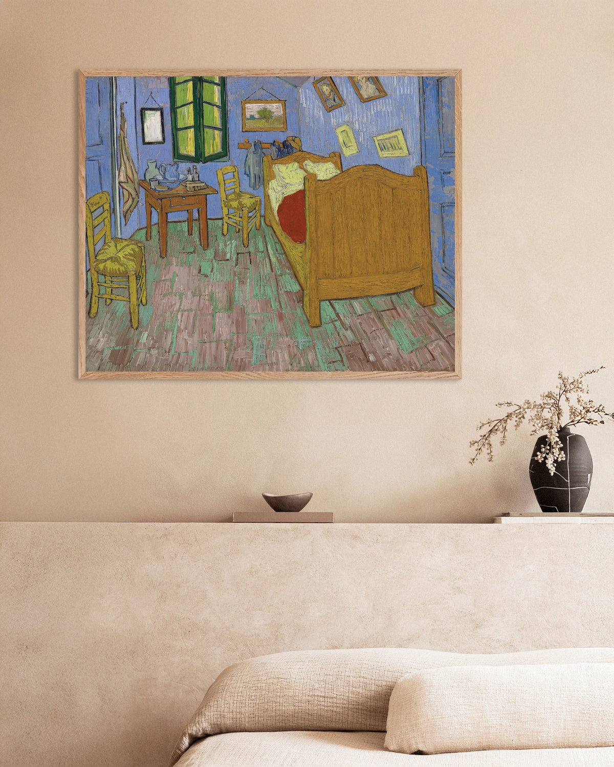 Póster de El dormitorio en Arlés, versión de Saint-Rémy (1889), de Vincent van Gogh, con marco de madera natural