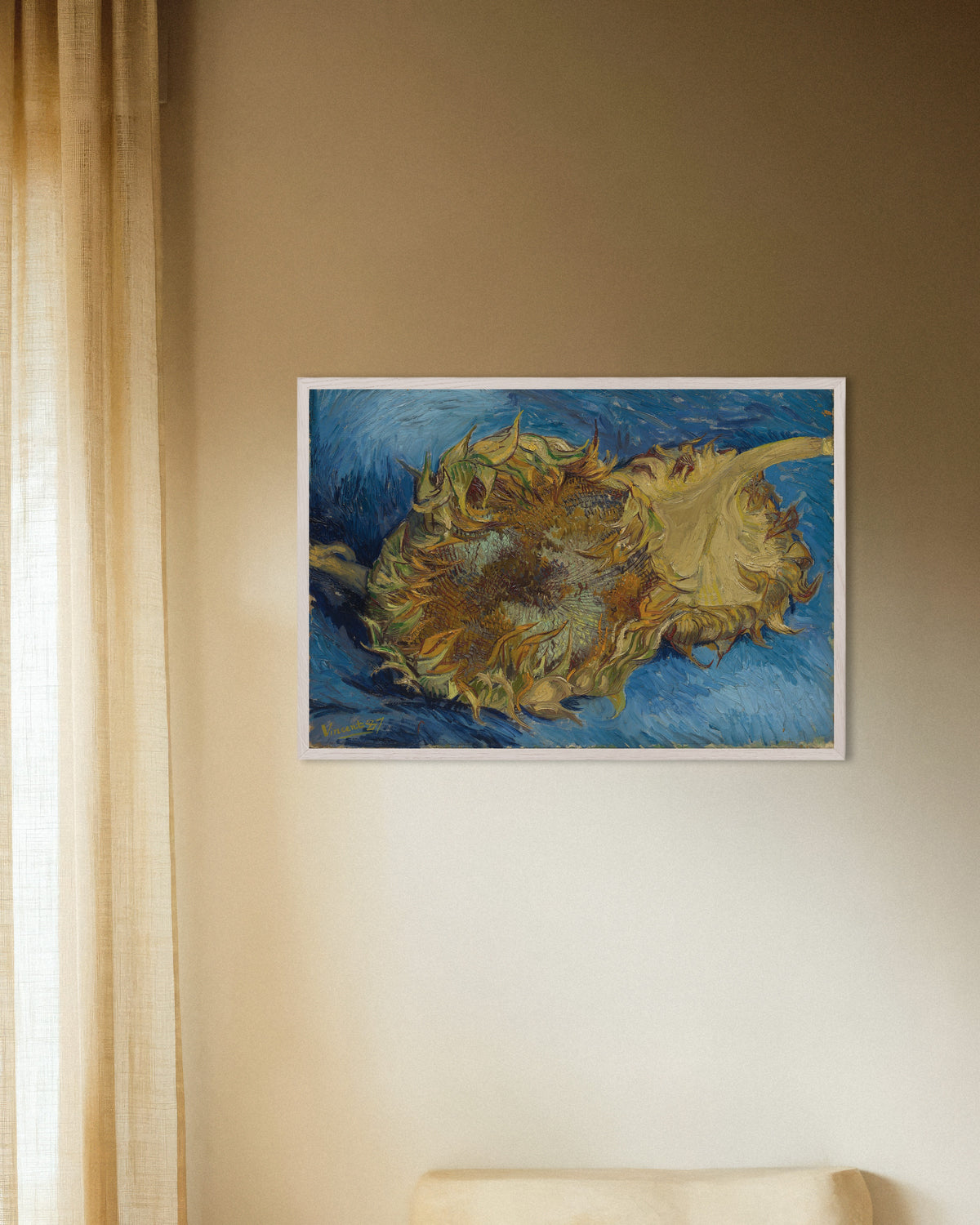 Póster Dos girasoles cortados (1887), de Vincent van Gogh, con marco de madera blanco