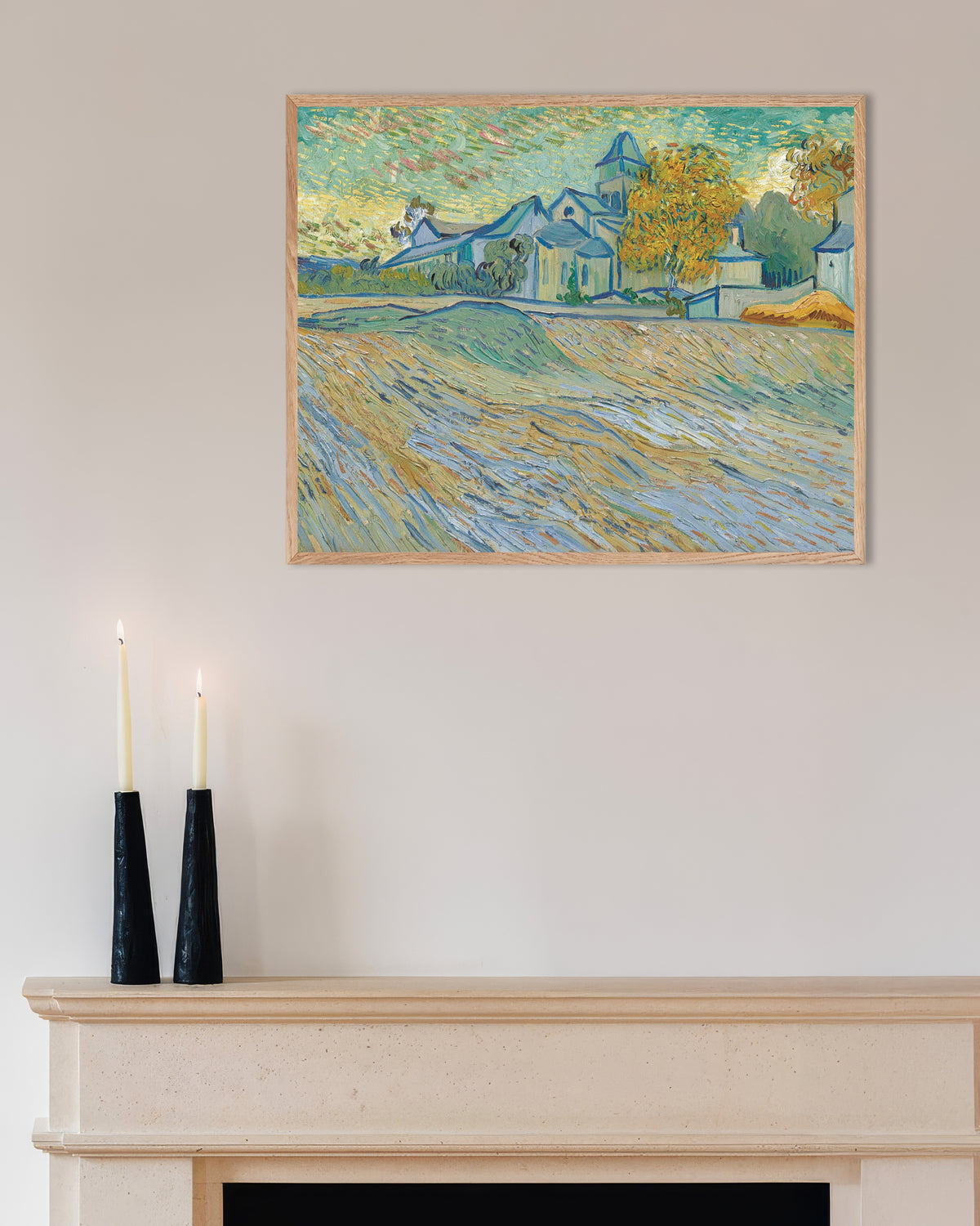 Póster de Vista del asilo y la capilla de Saint-Rémy (1889), de Vincent van Gogh, con marco de madera natural